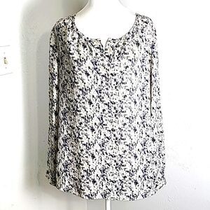 Cabi Longsleeve Blouse White, Black, Blue & Cream Print, Open V-neck, Size Large